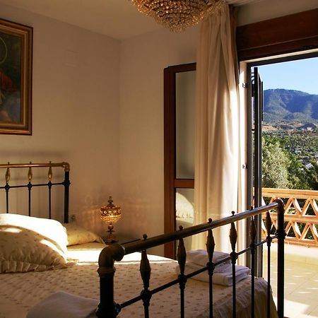 Hostal Y Apartamento Rural Los Naranjos Melegis Екстер'єр фото