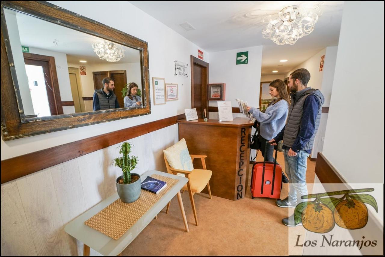 Hostal Y Apartamento Rural Los Naranjos Melegis Екстер'єр фото