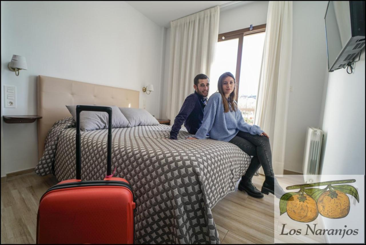 Hostal Y Apartamento Rural Los Naranjos Melegis Екстер'єр фото